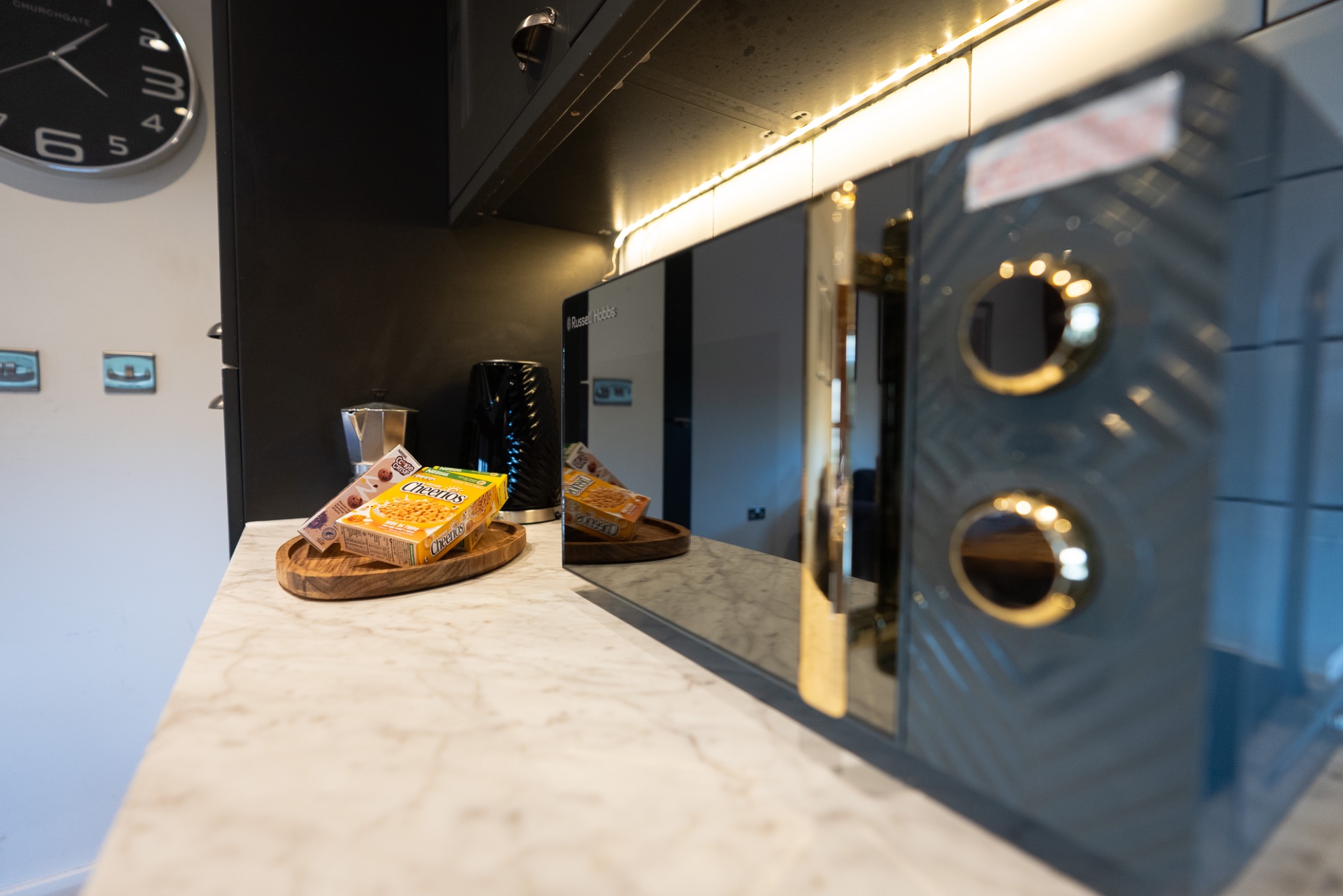 Kitchen details and coffee area